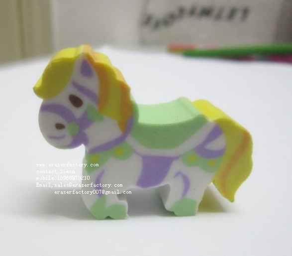 LXA263  Horse Erasers